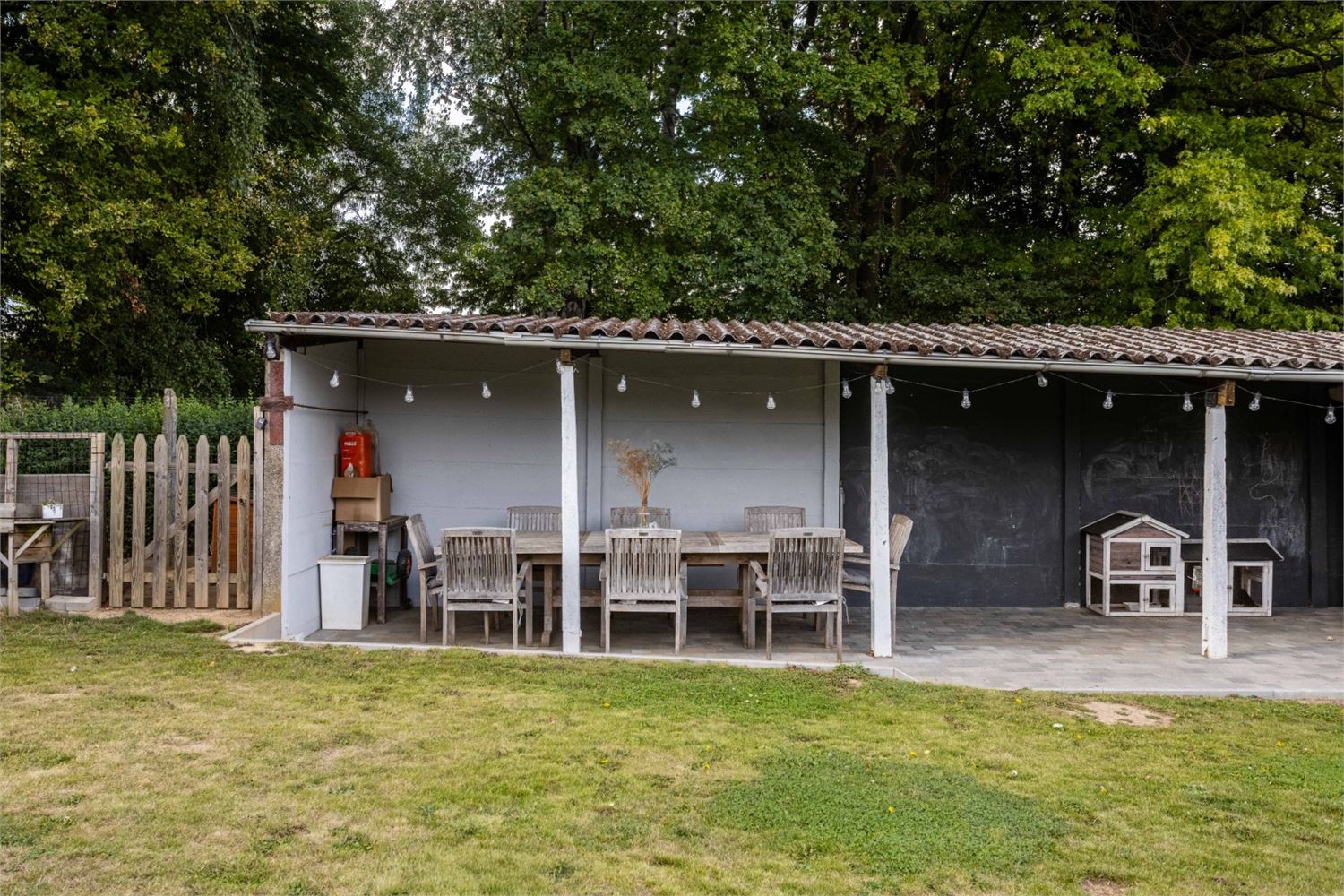 GERENOVEERDE WONING MET 6 SLPK. EN TUIN foto 39