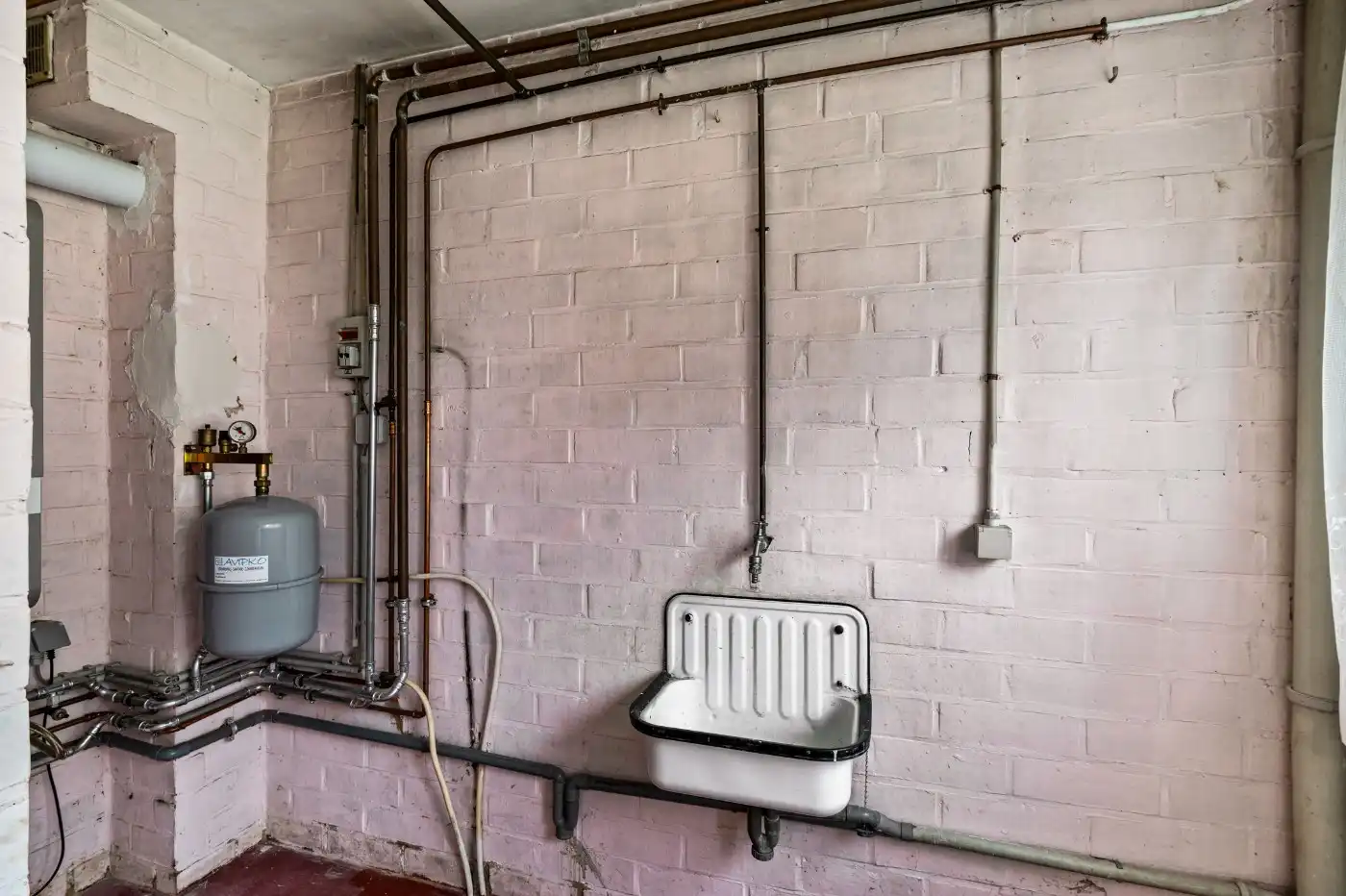 Centraal gelegen beletage-woning met 3 slpk., inpandige garage en tuin foto 22