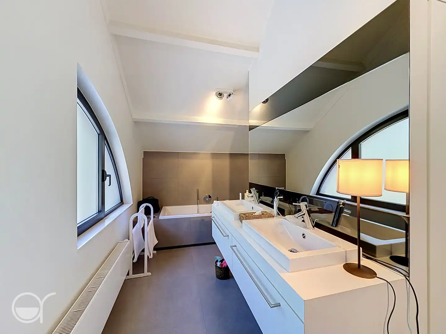 Ruime kangoeroewoning te huur - 2 volwaardige woningen! foto 27