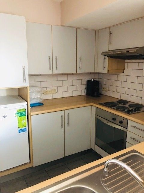 Te koop in centrum Lokeren: Appartement met twee slaapkamers foto 3