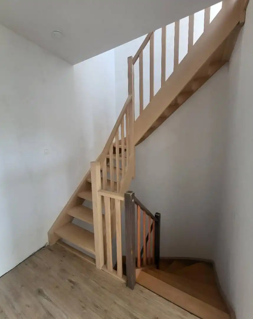 Ruime halfopen bel-etage woning met 4 slaapkamers en garage foto 16