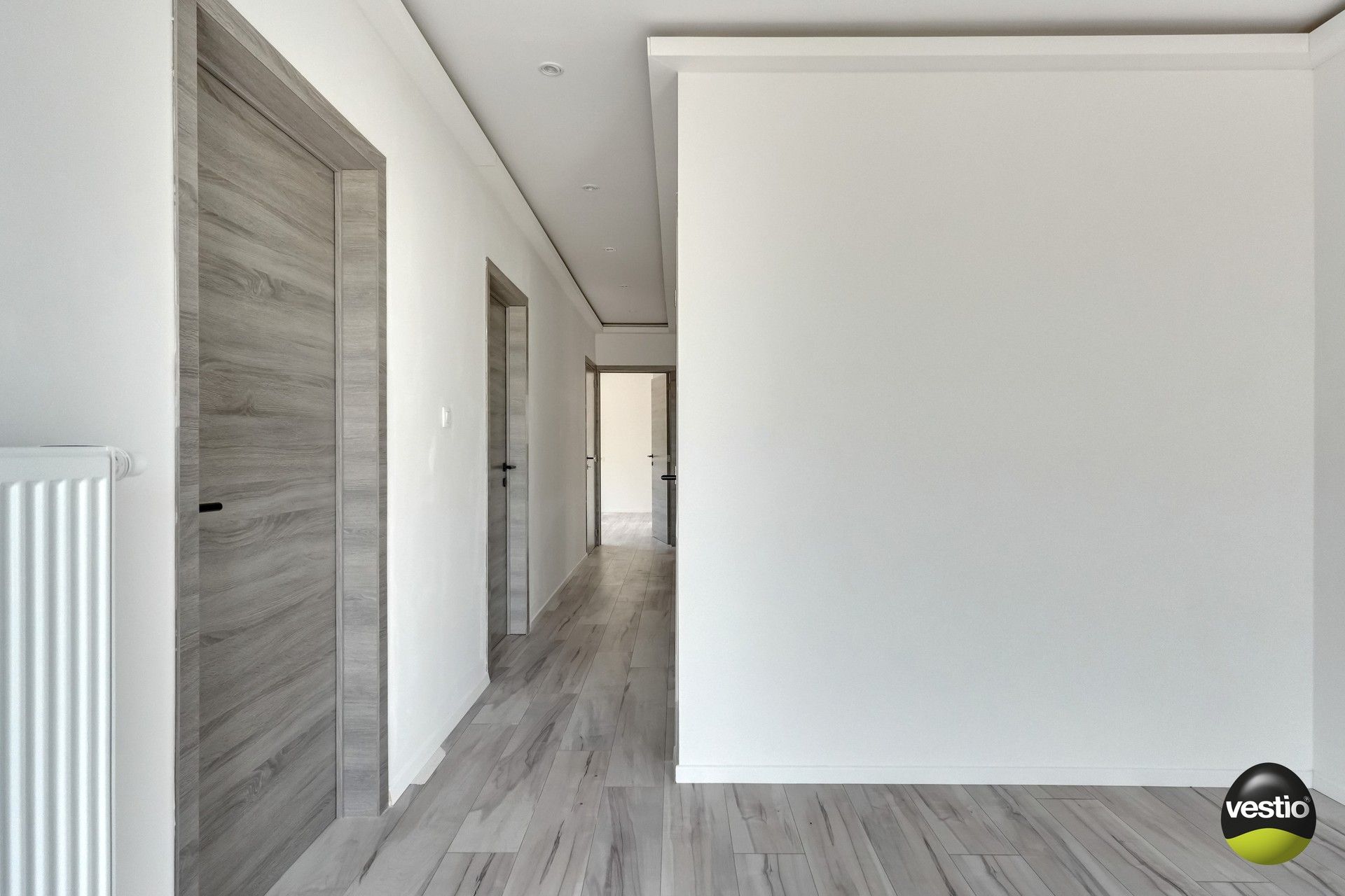 GERENOVEERDE WONING MET 5 SLAAPKAMERS foto 11