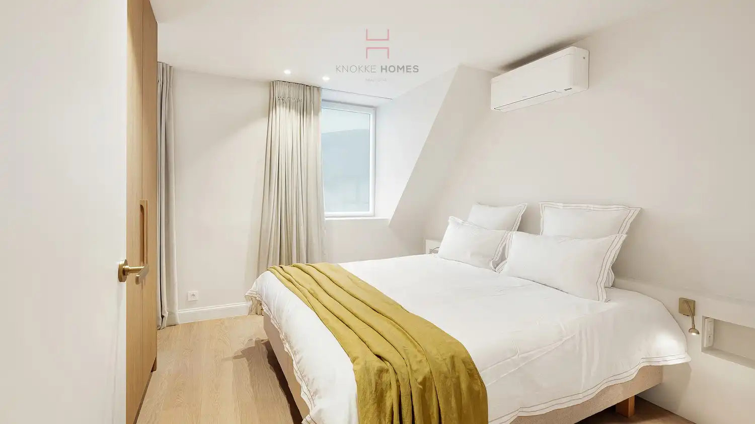 Subliem en smaakvol gerenoveerde villa op ca. 931 m2 terrein, gelegen in een rustige vilawijk nabij het centrum van Knokke. foto 9