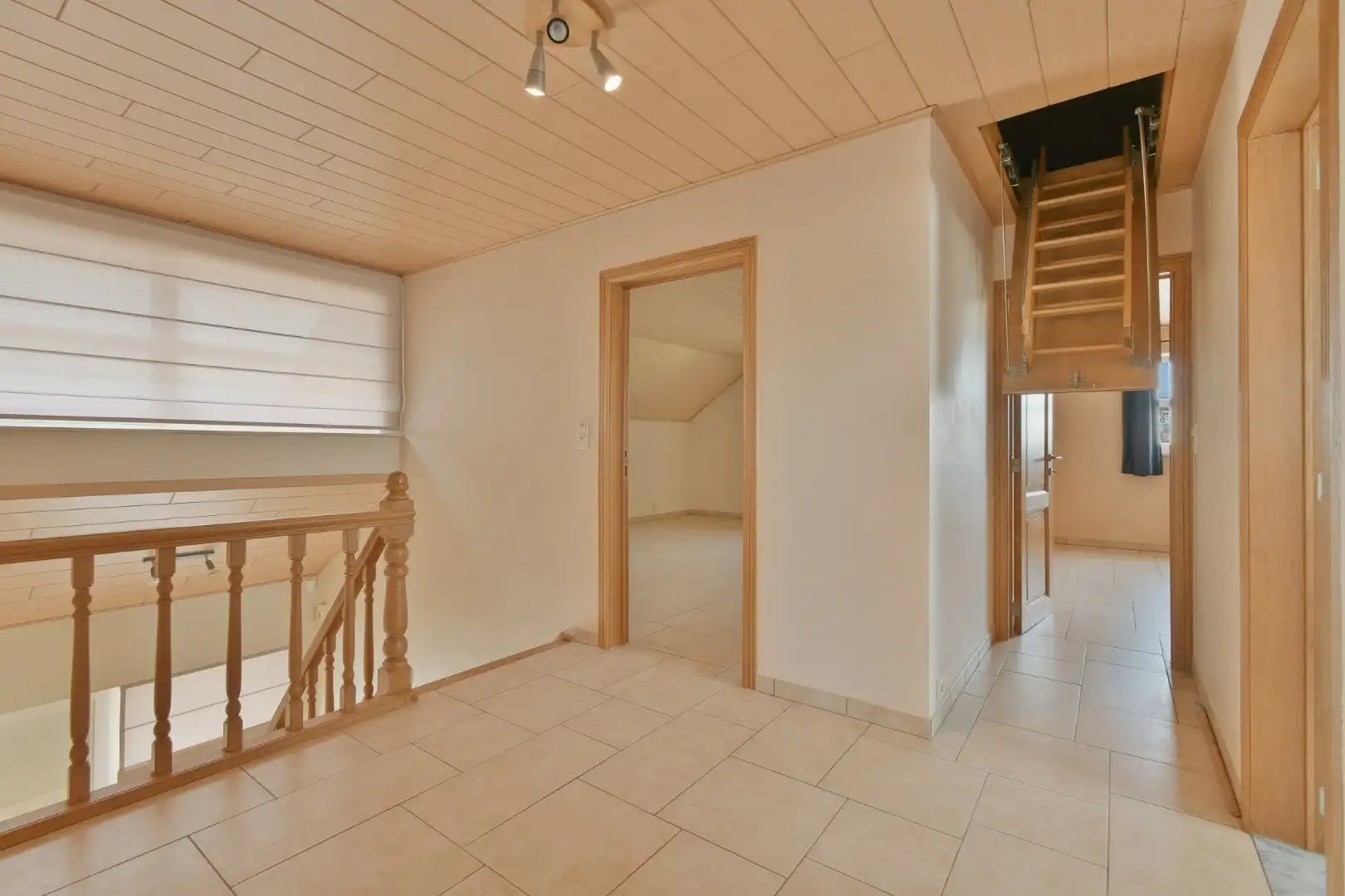Ruime alleenstaande woning te huur in landelijk Ichtegem foto 12