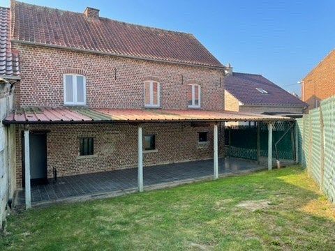 Ruime 3-gevelwoning met grote tuin in Roosdaal foto 10
