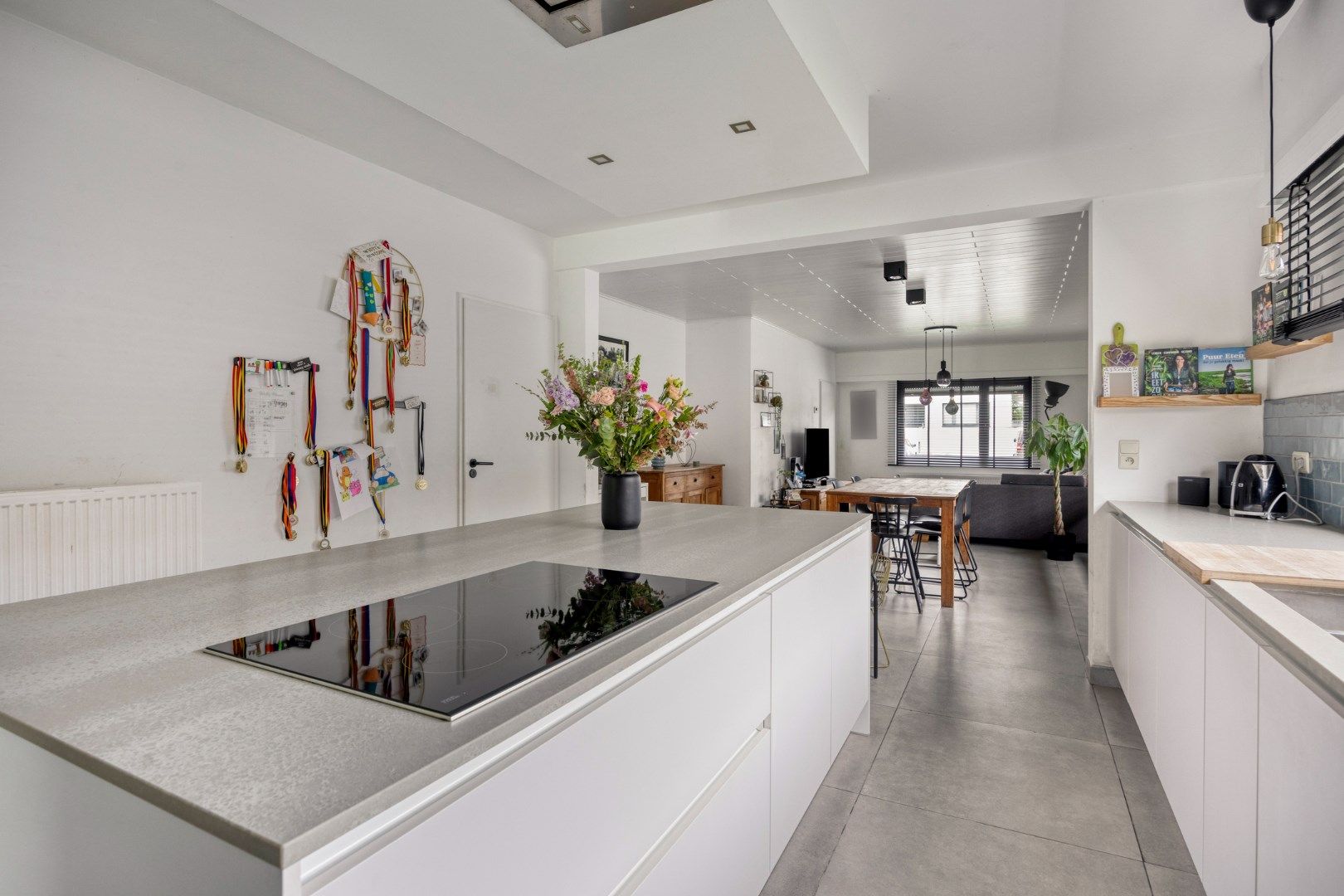 Woning met 4 slaapkamers op een ZW gericht perceel van 688 m² te St.-Jozef-Olen ! foto 11