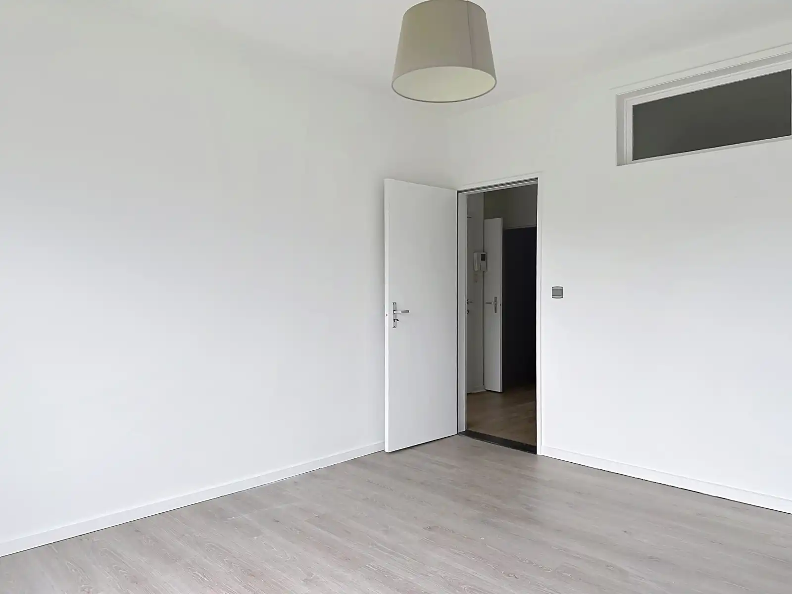 Rustig gelegen appartement met twee slaapkamers foto 13