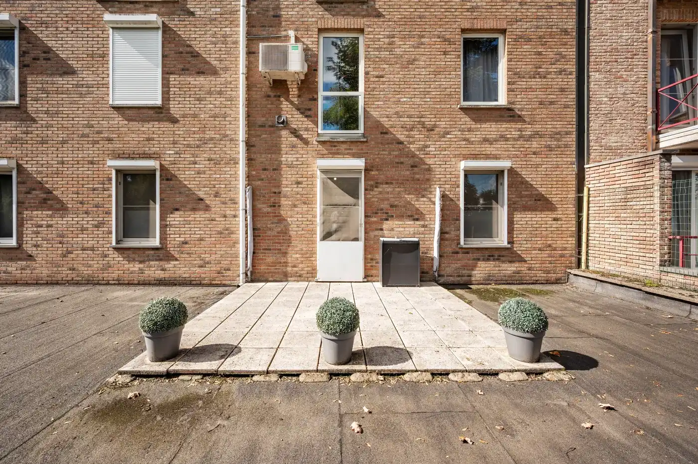 Ruim appartement met 3 slaapkamers en 2 garageplaatsen in Tienen foto 16