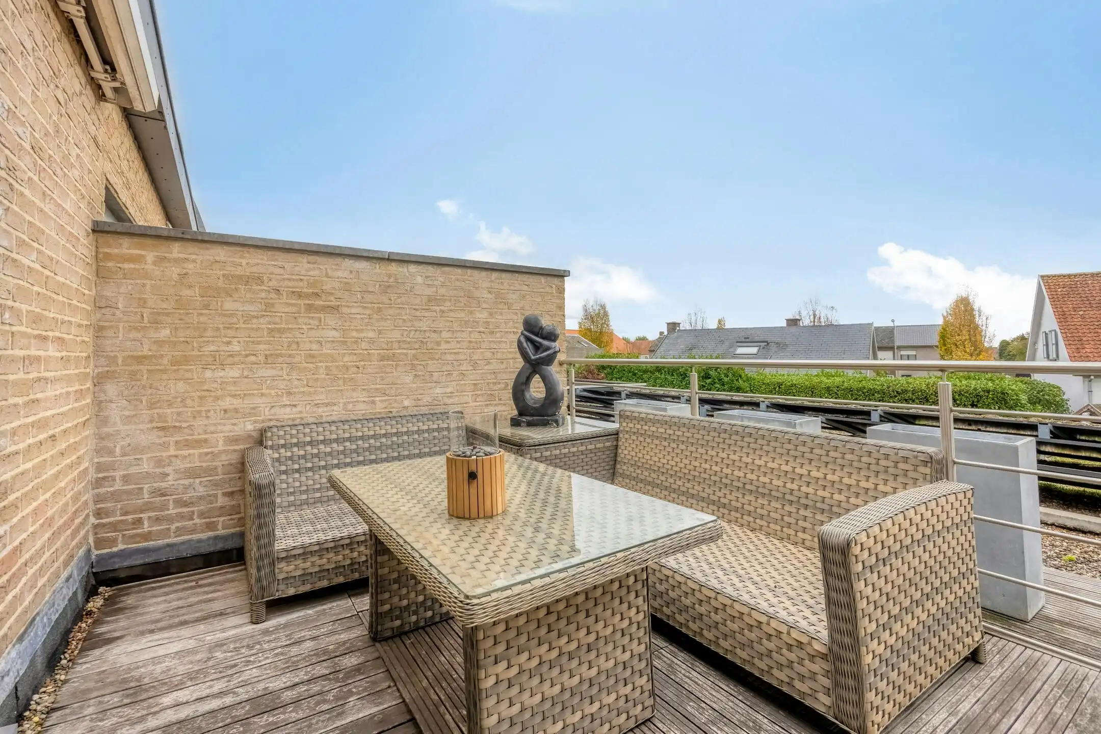 Unieke opbrengsteigendom op toplocatie in Zomergem foto 17