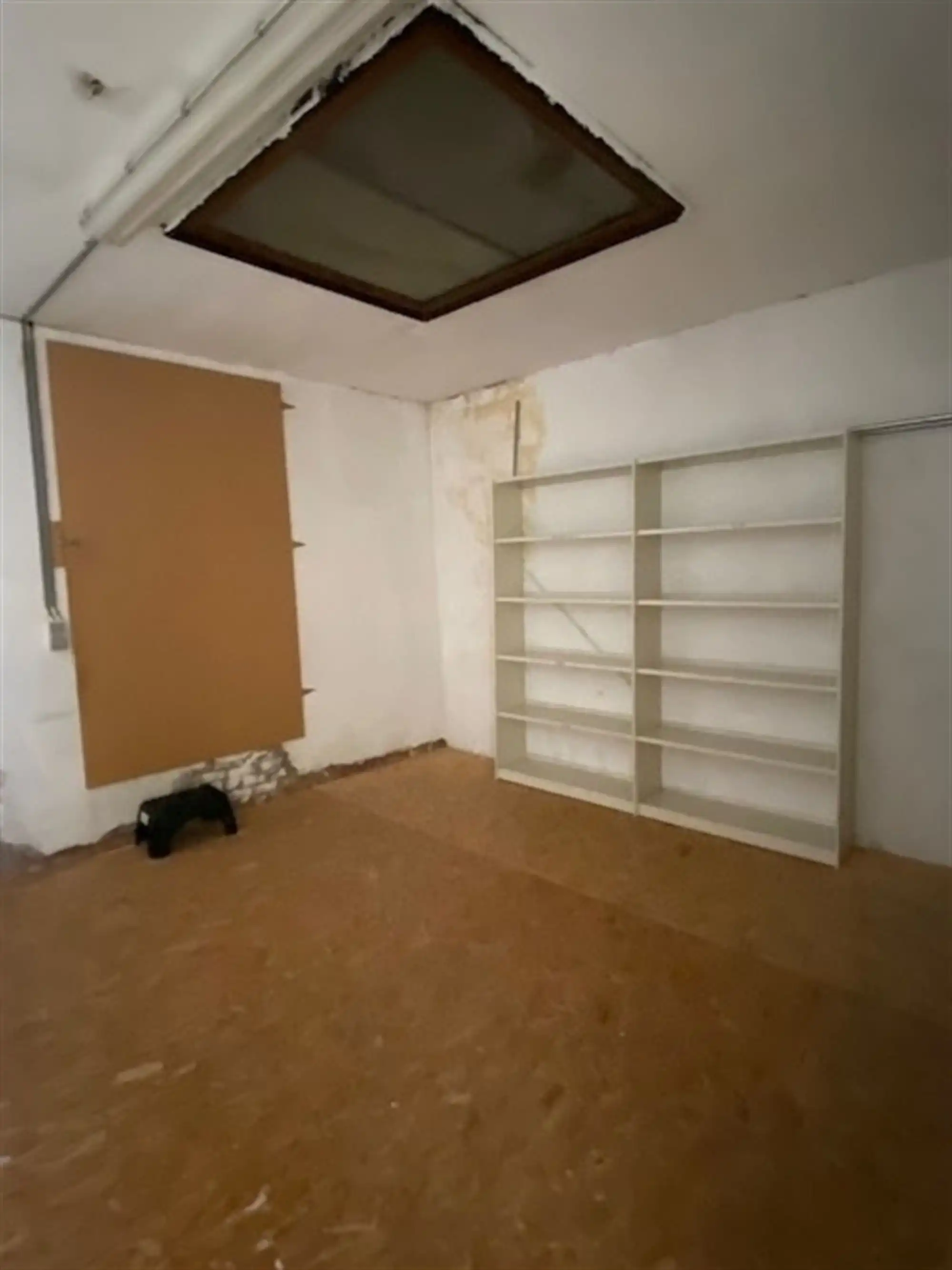 Karaktervol handelshuis met woonst foto 8