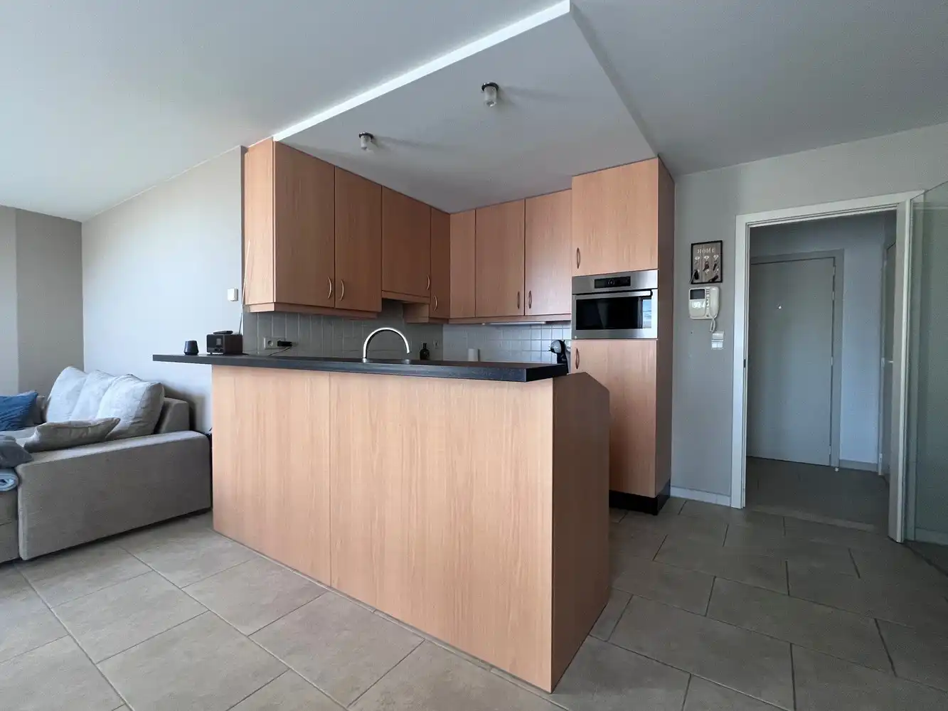 Appartement met 2 slaapkamers in hartje Torhout foto 4