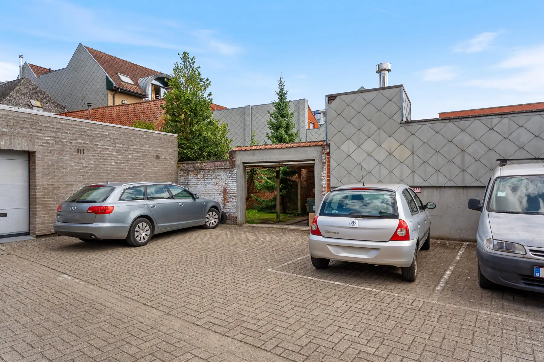 Ruime stadswoning met tuin-garage-commerciële mogelijkheden foto 13