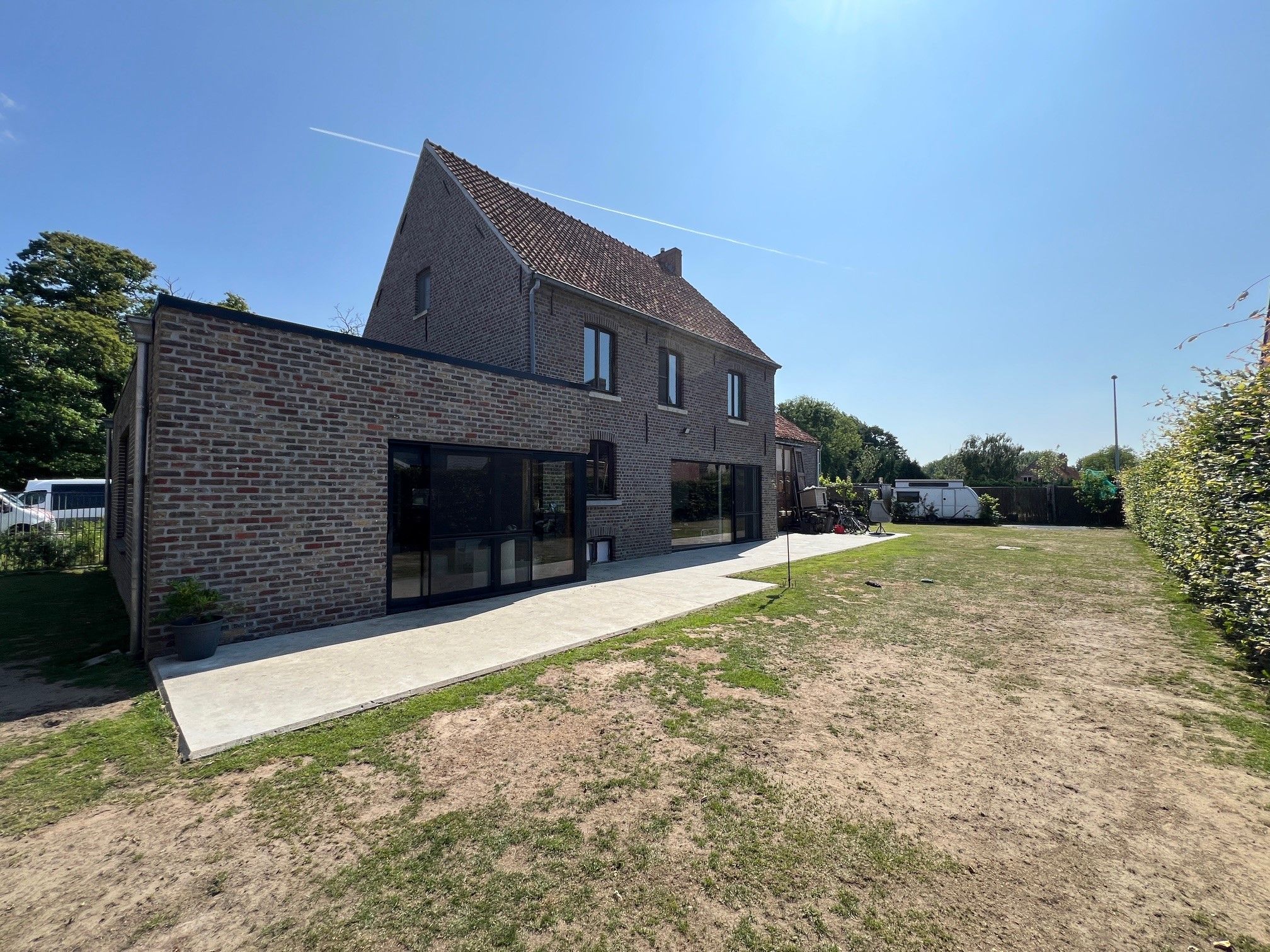 Instapklare woning met veel potentieel! foto 8