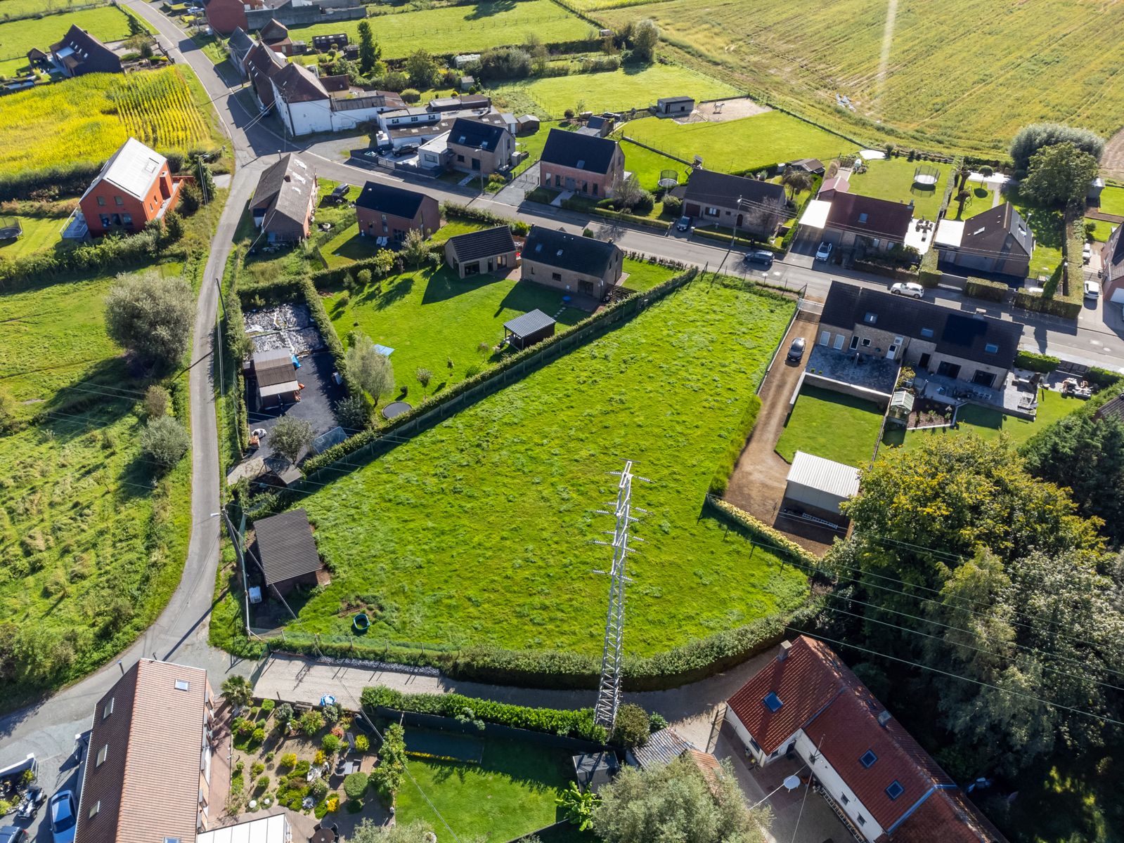 Prachtige bouwgrond in het landelijke Deux-Acren foto 5