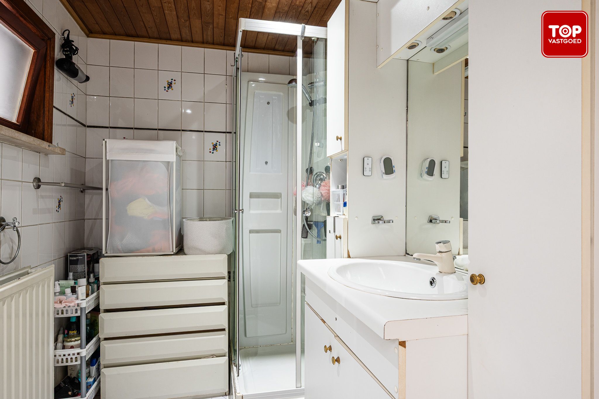 Instapklare woning met 4 slaapkamers op gunstige locatie. foto 7
