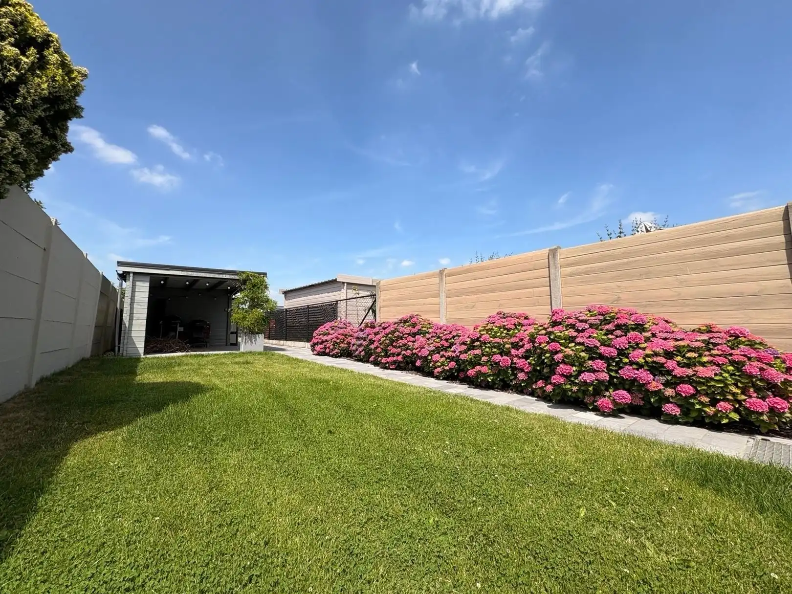 Te huur Ruime, volledig gerenoveerde woning in het landelijke Appels foto 20