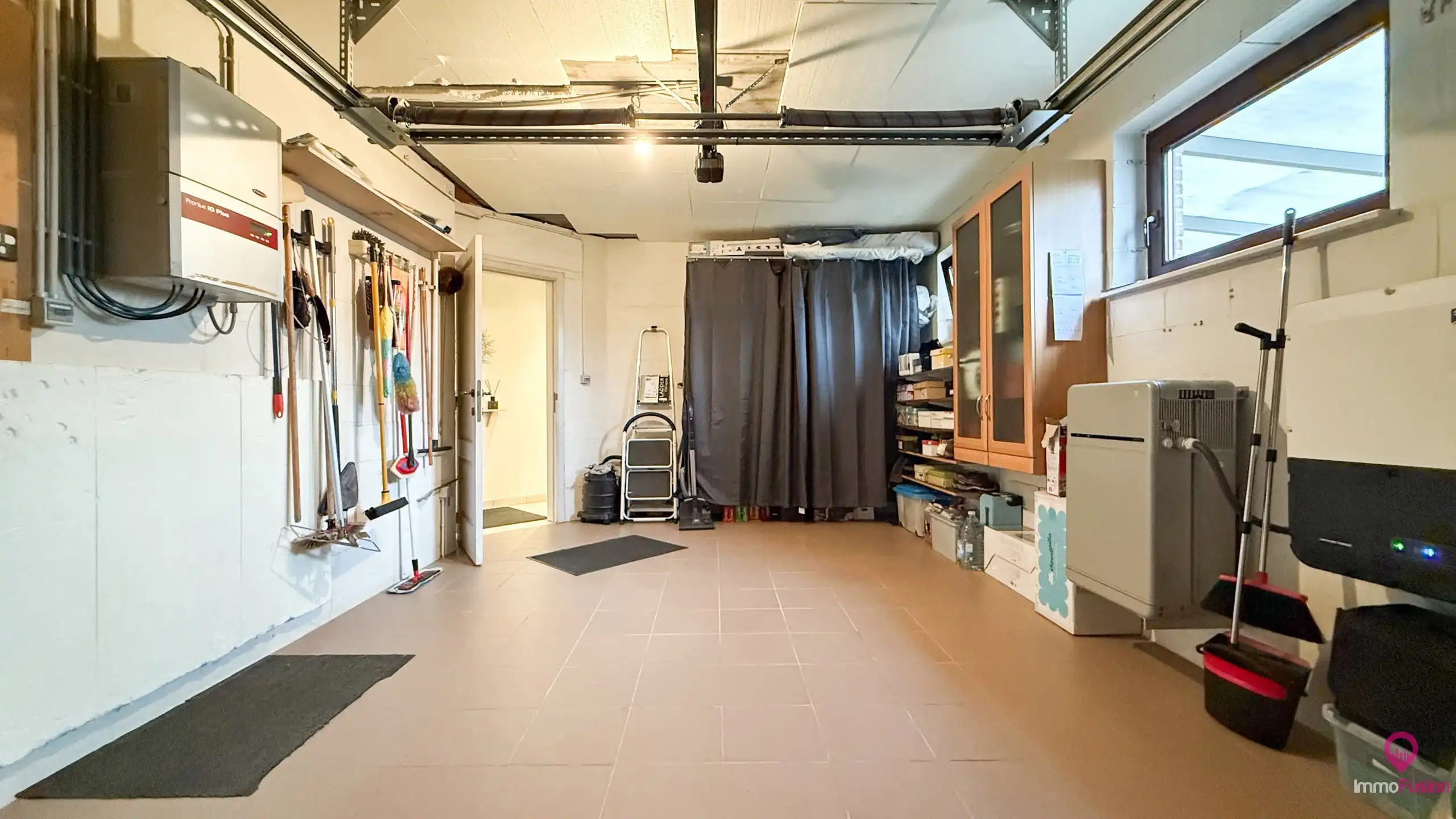 Instapklare woning met 4 slpks, inpandige garage + kelder!  foto 20