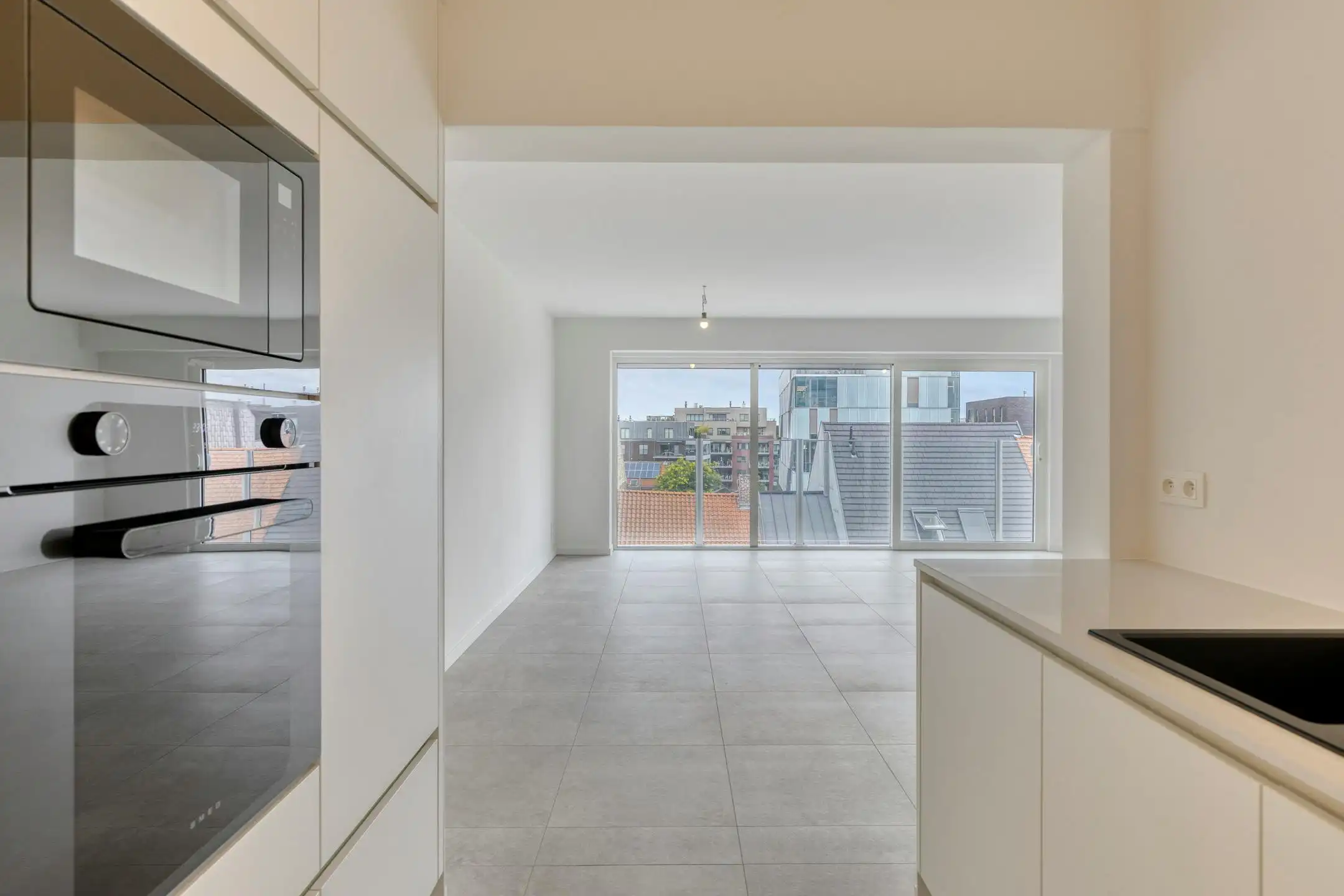 Volledig gerenoveerd appartement te koop in Roeselare  foto 6