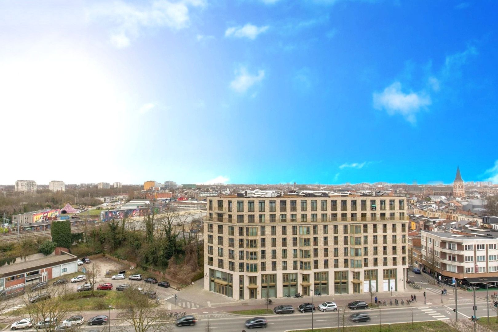 Ruime studio met terras en prachtig uitzicht foto 5