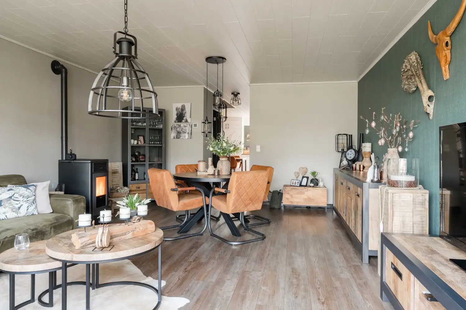 Zeer ruim appartement/stadswoning pal in het centrum van Pelt foto 6