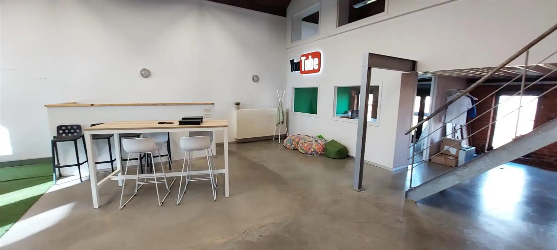 Kantoormodule van 400m² op commercieel centrum Pottelberg foto 7