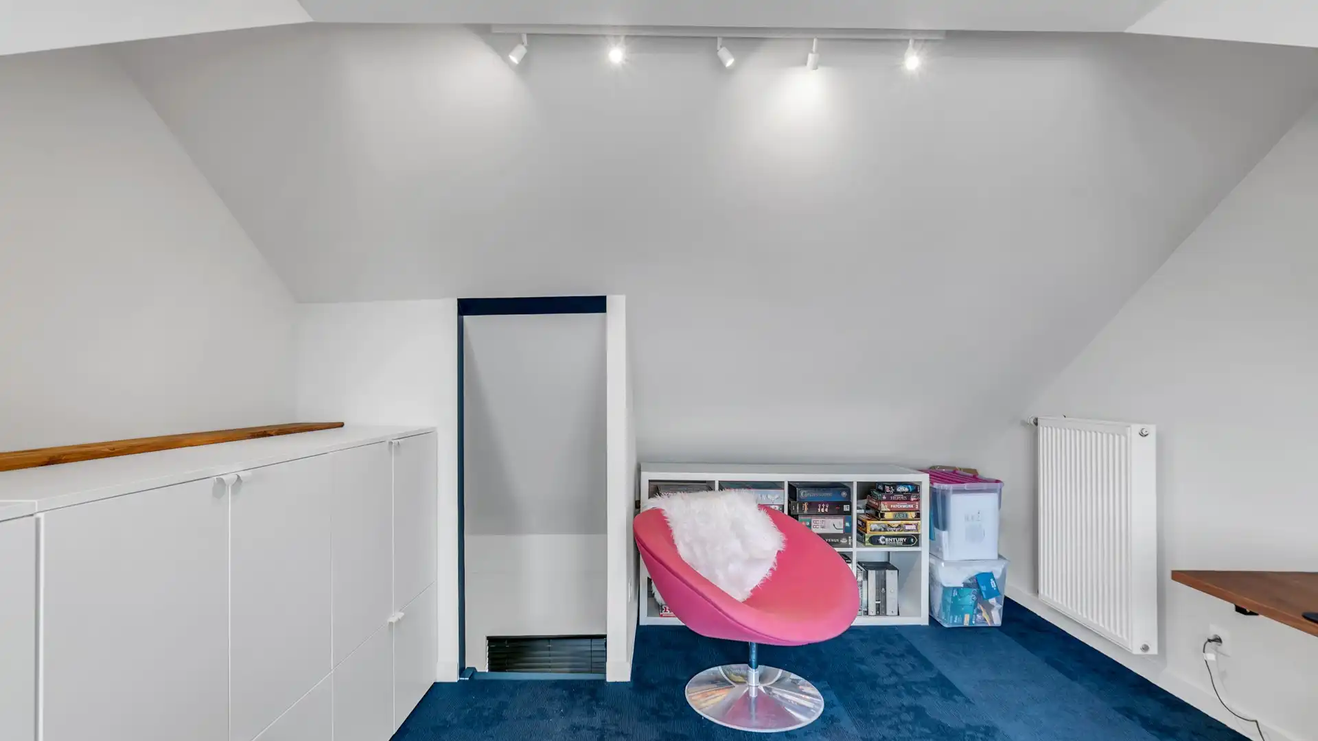 Prachtig herenhuis binnen de grote ring van Hasselt foto 24