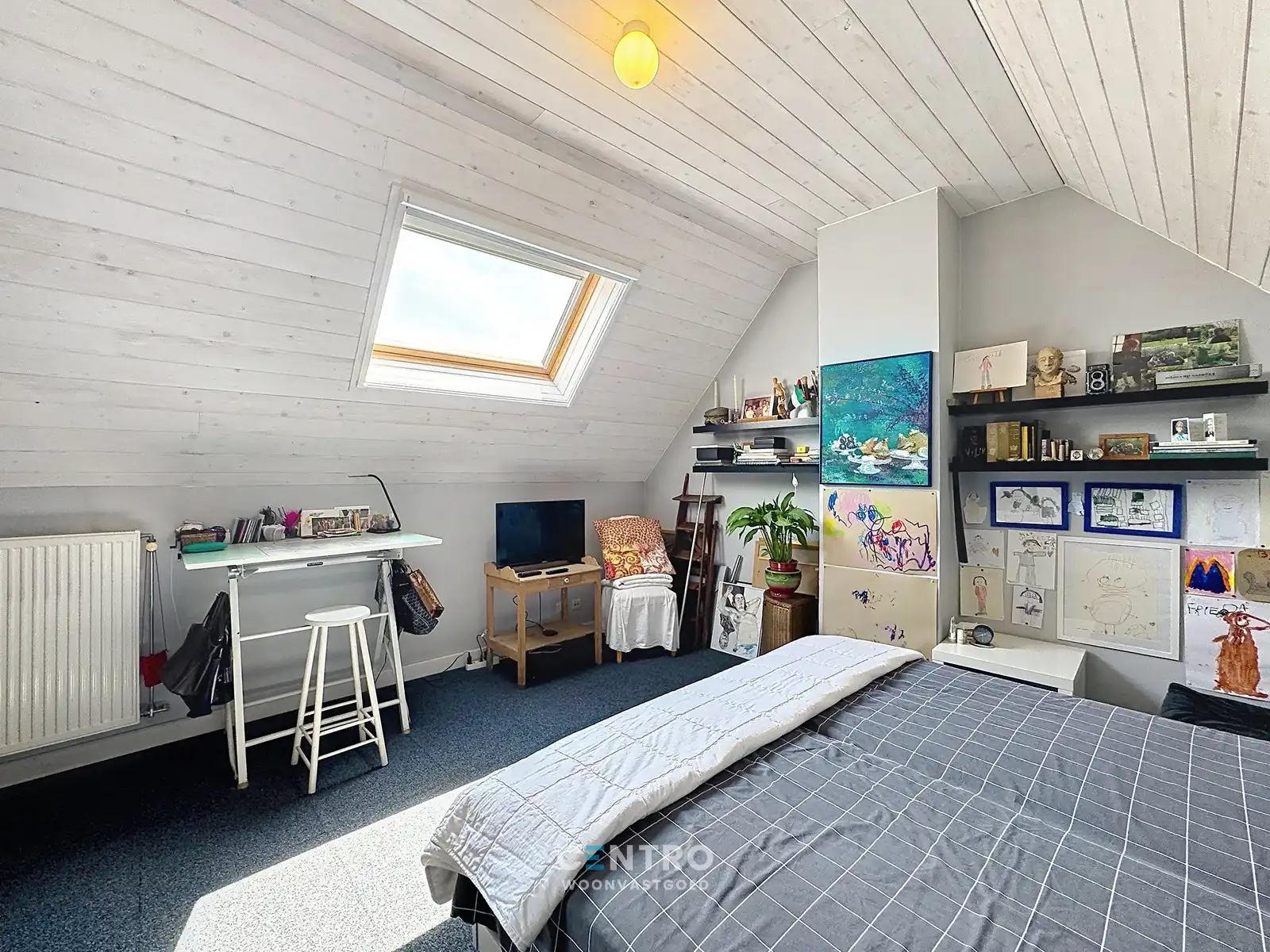 Leuke kunstenaarswoning met 3 slpks en 3 badks in 'het Witte dorp'! foto 18