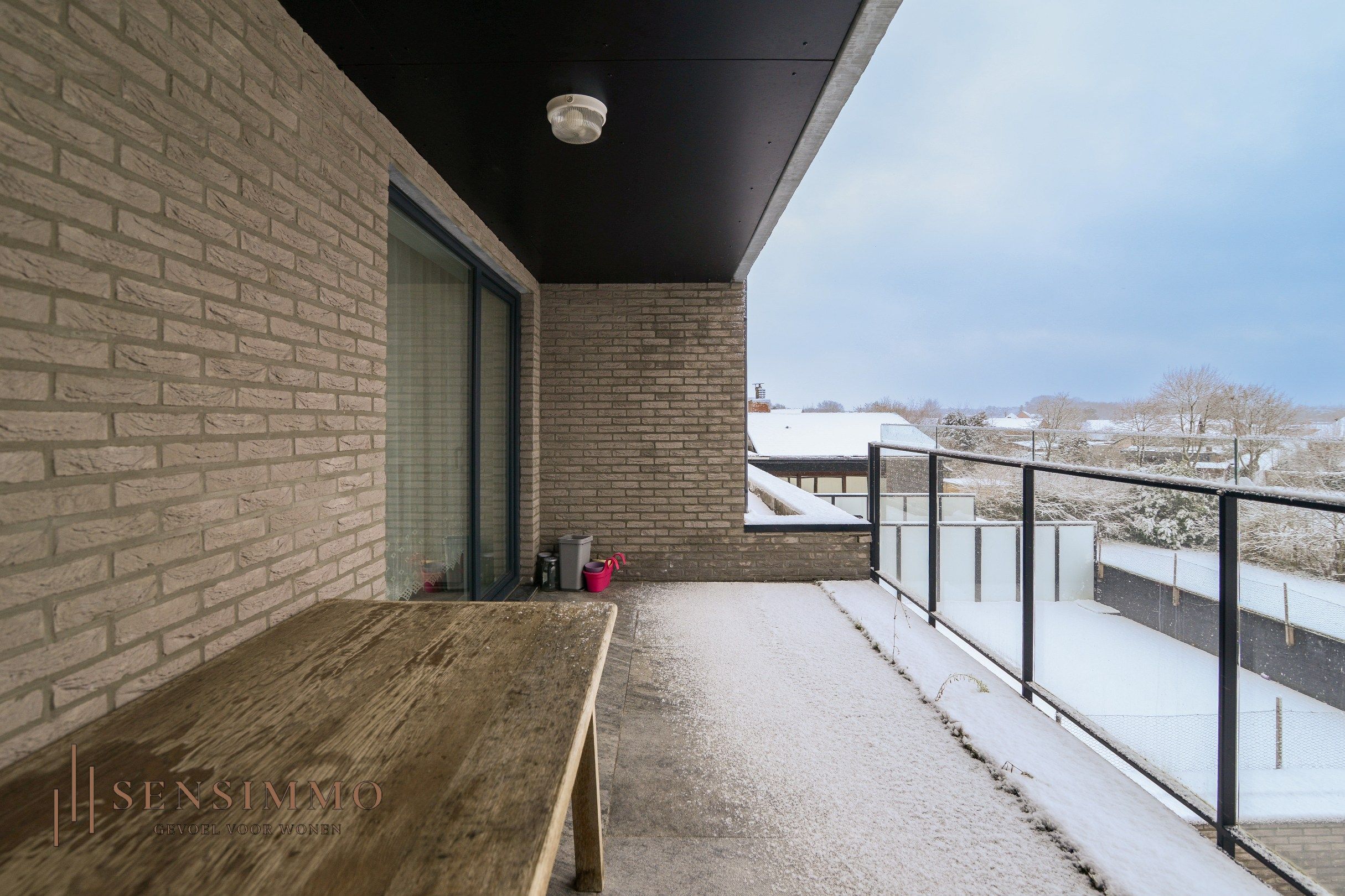 Tweeslaapkamer appartement met dubbel terras, parking en kelderberging foto 15