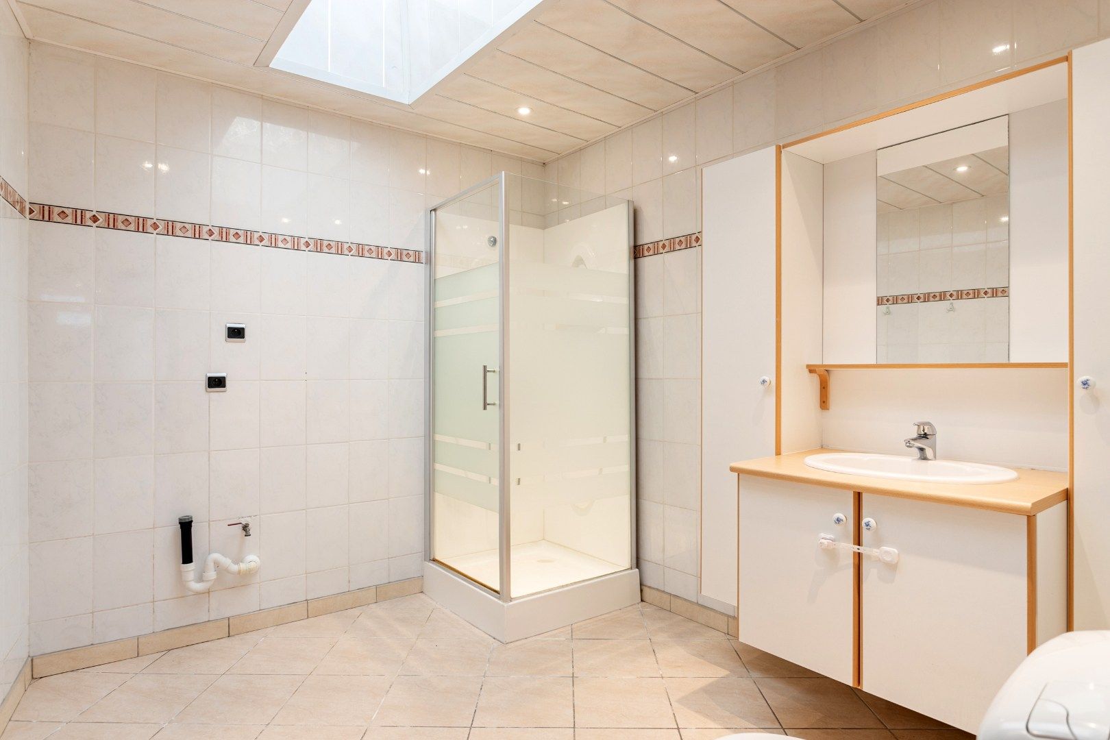 Te renoveren woning nabij centrum Halle foto 9