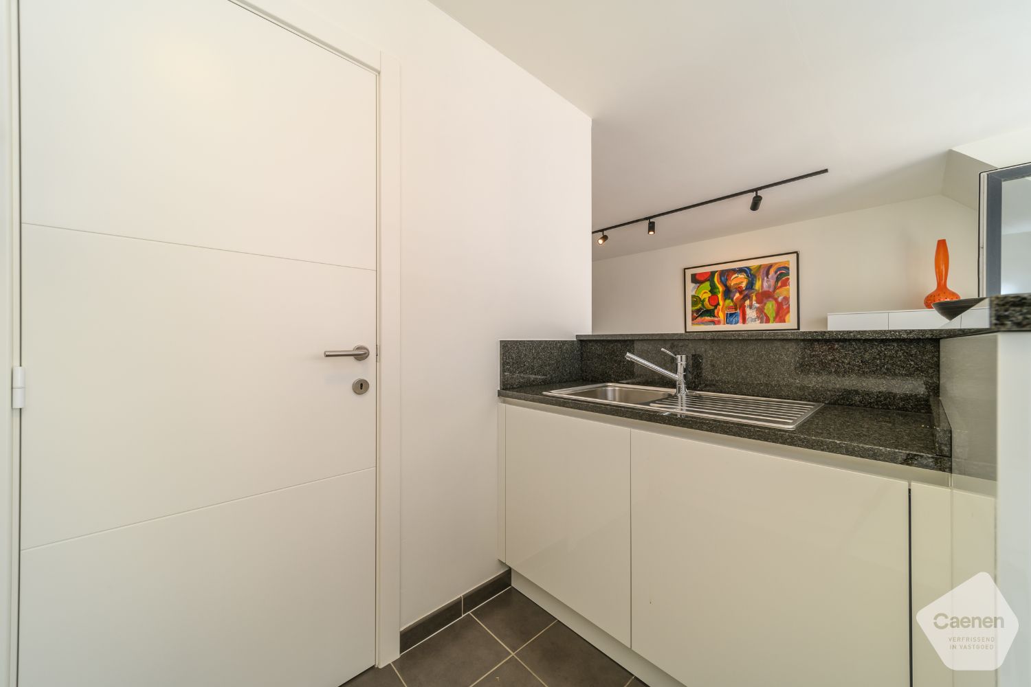 Prachtig gerenoveerd duplex dakappartement vlak bij de zeedijk foto 6