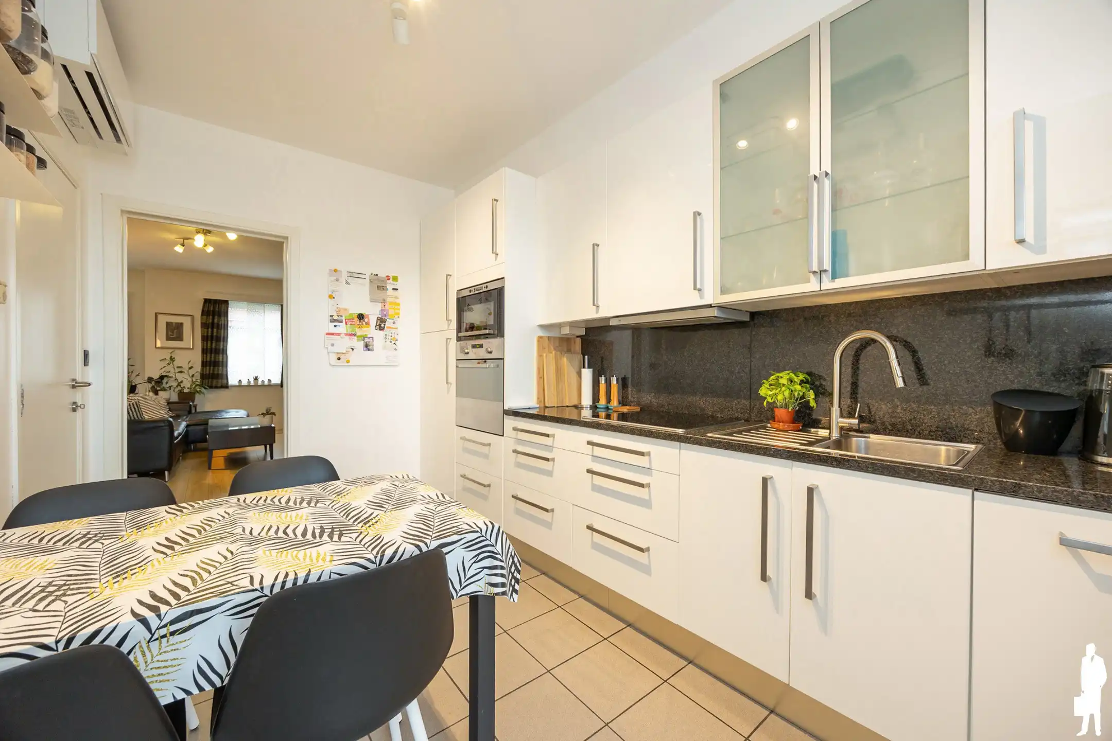 Energiezuinig appartement met 36 m² terras en garage foto 5