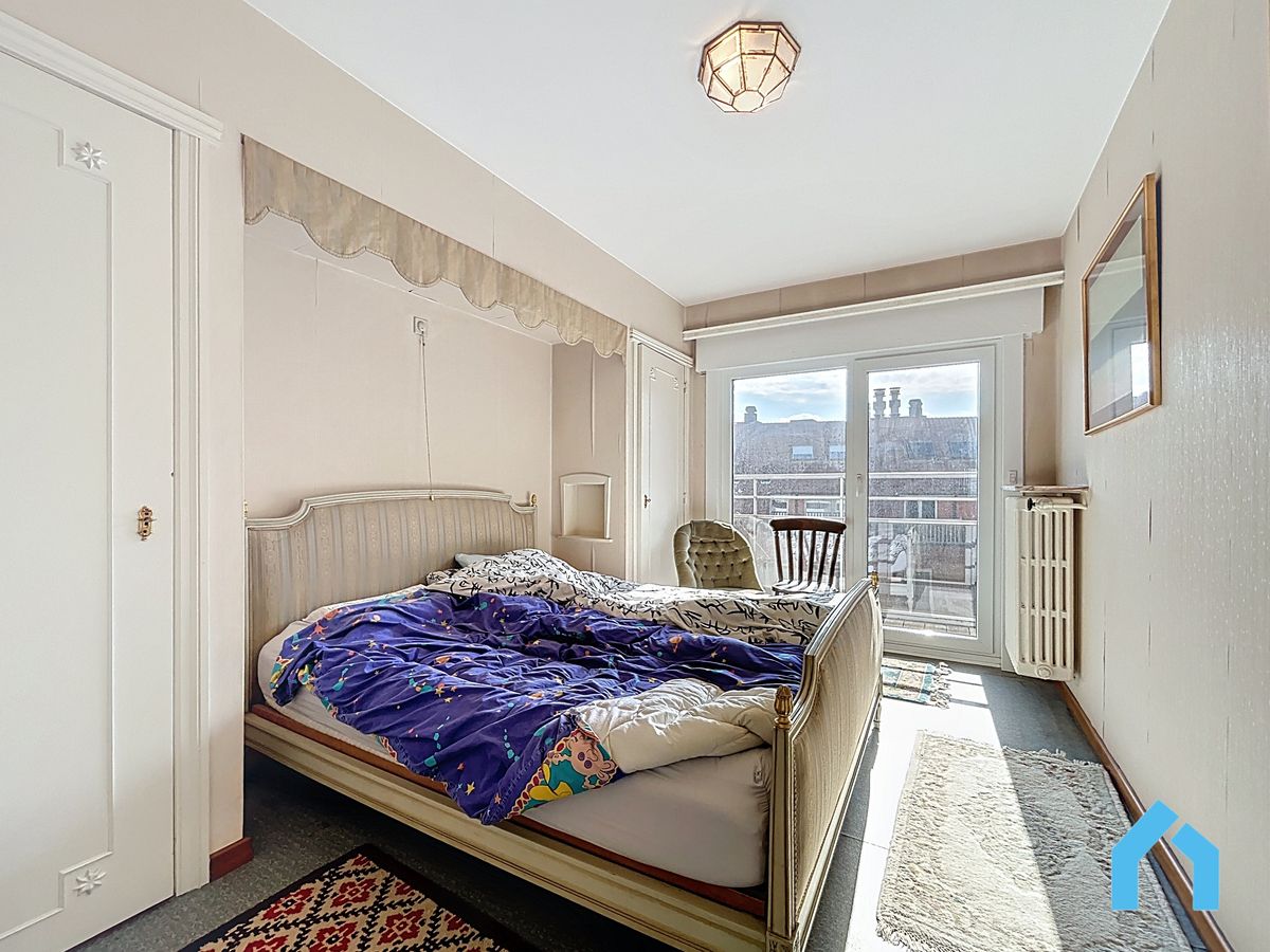 Magnifiek zeezicht en veel potentieel: maak van dit appartement uw parel! foto 15
