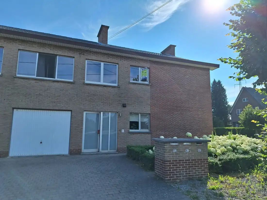 Praktisch instapklaar appartement te Zolder centrum foto 2