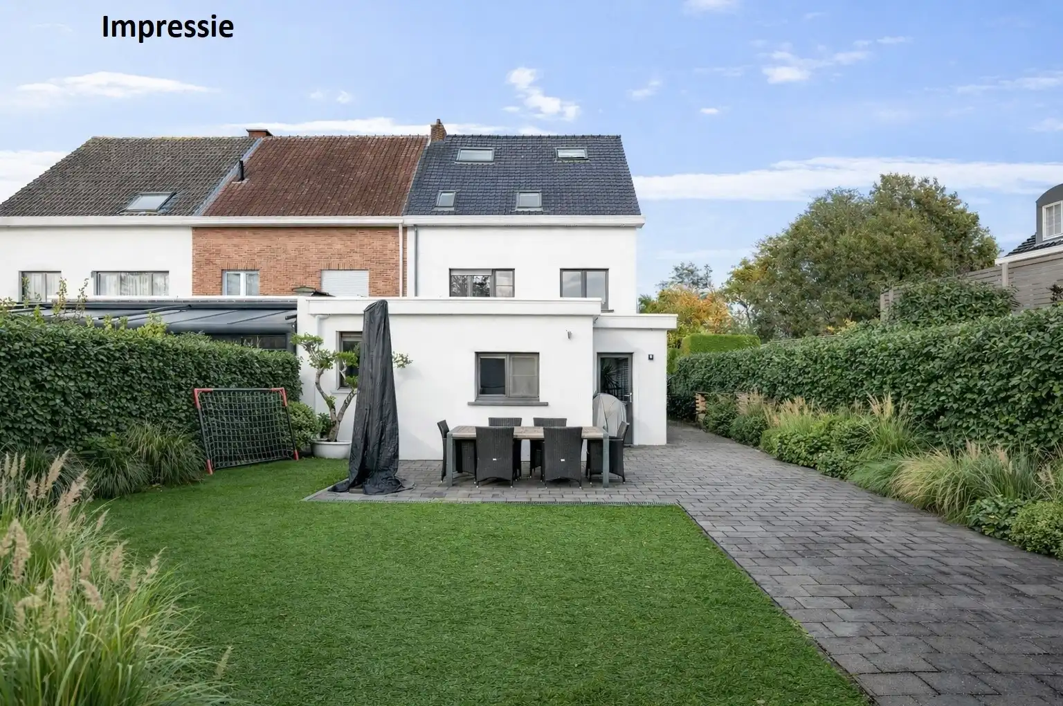 Ruime woning op toplocatie foto 29