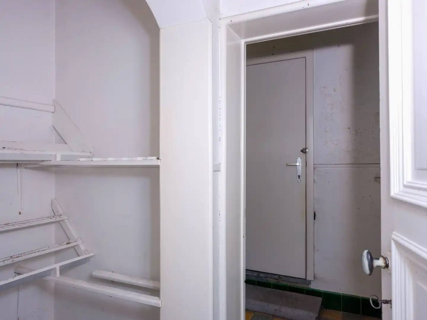Ruime pastorie met 4 slaapkamers, tuin en garage te Emelgem foto 26