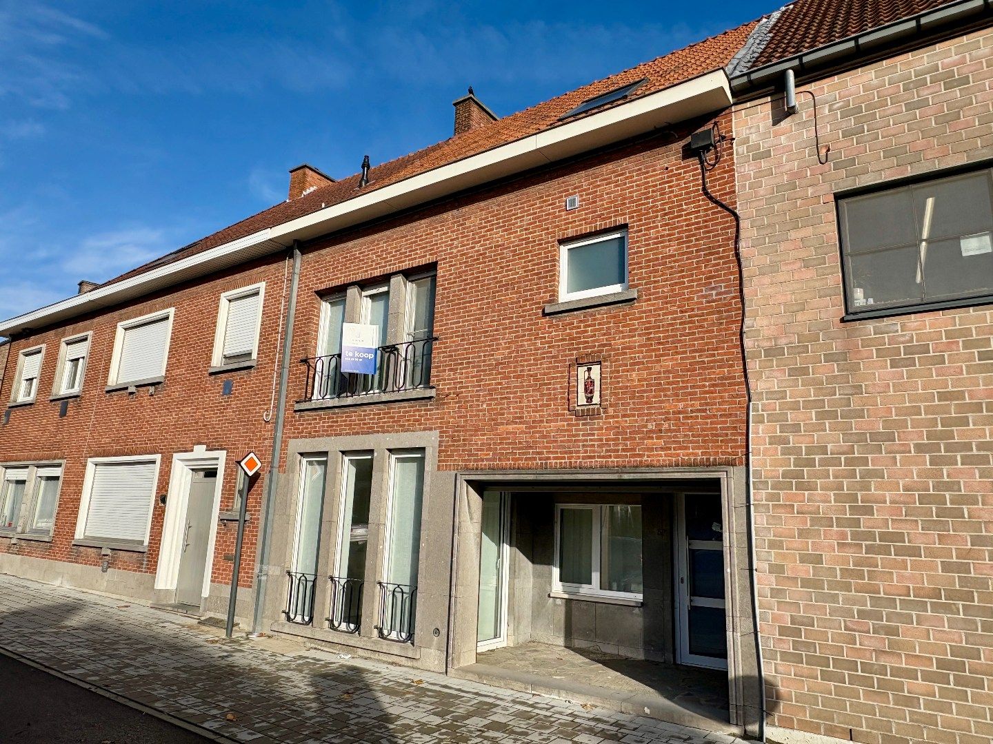 Compleet gerenoveerde woning met tuin en 4 slaapkamers in Tielt. foto 15