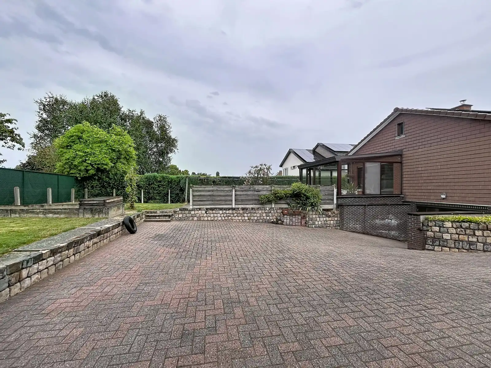 Vrijstaande woning - instapklaar in een doodlopende straat foto 21