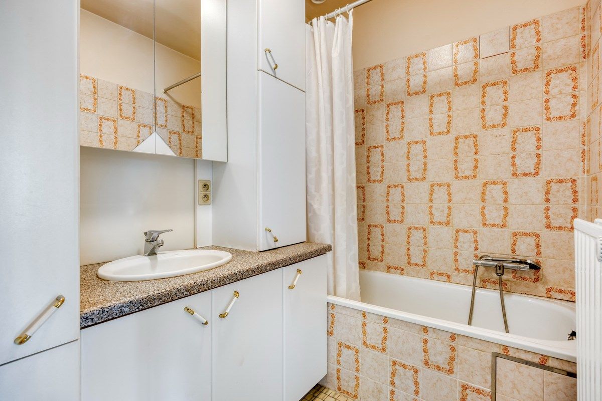 Ruim ingedeelde gelijkvloers woning met 4 slpks en bijgebouw/stal op 32 are foto 17