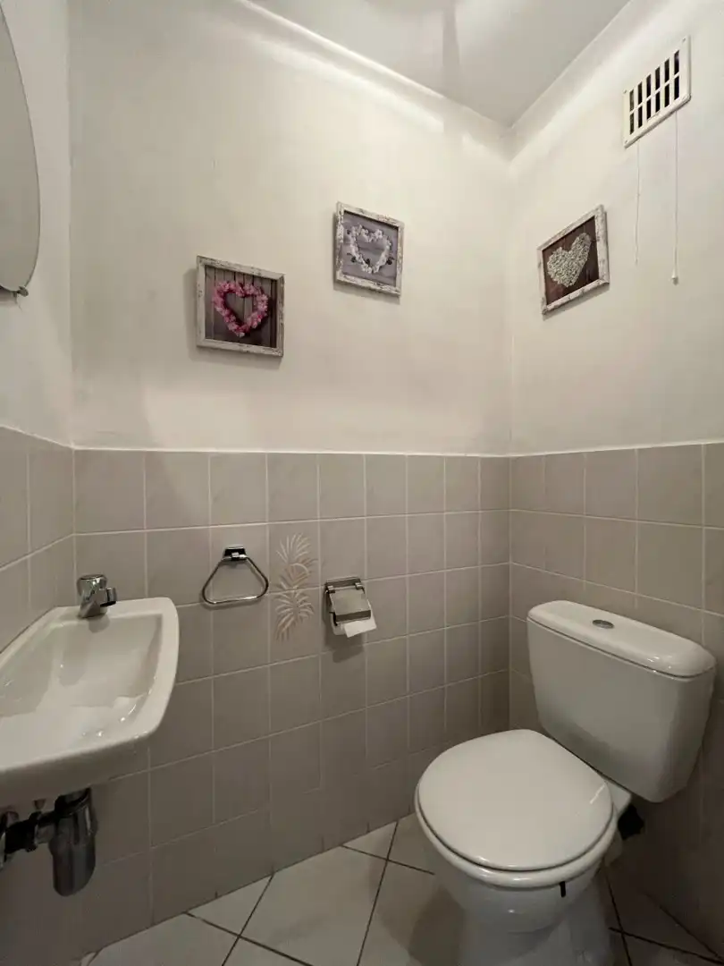 Roeselare - Zeer lichtrijk appartement met 2 slaapkamers, 2 terrassen en dubbele garage foto 9