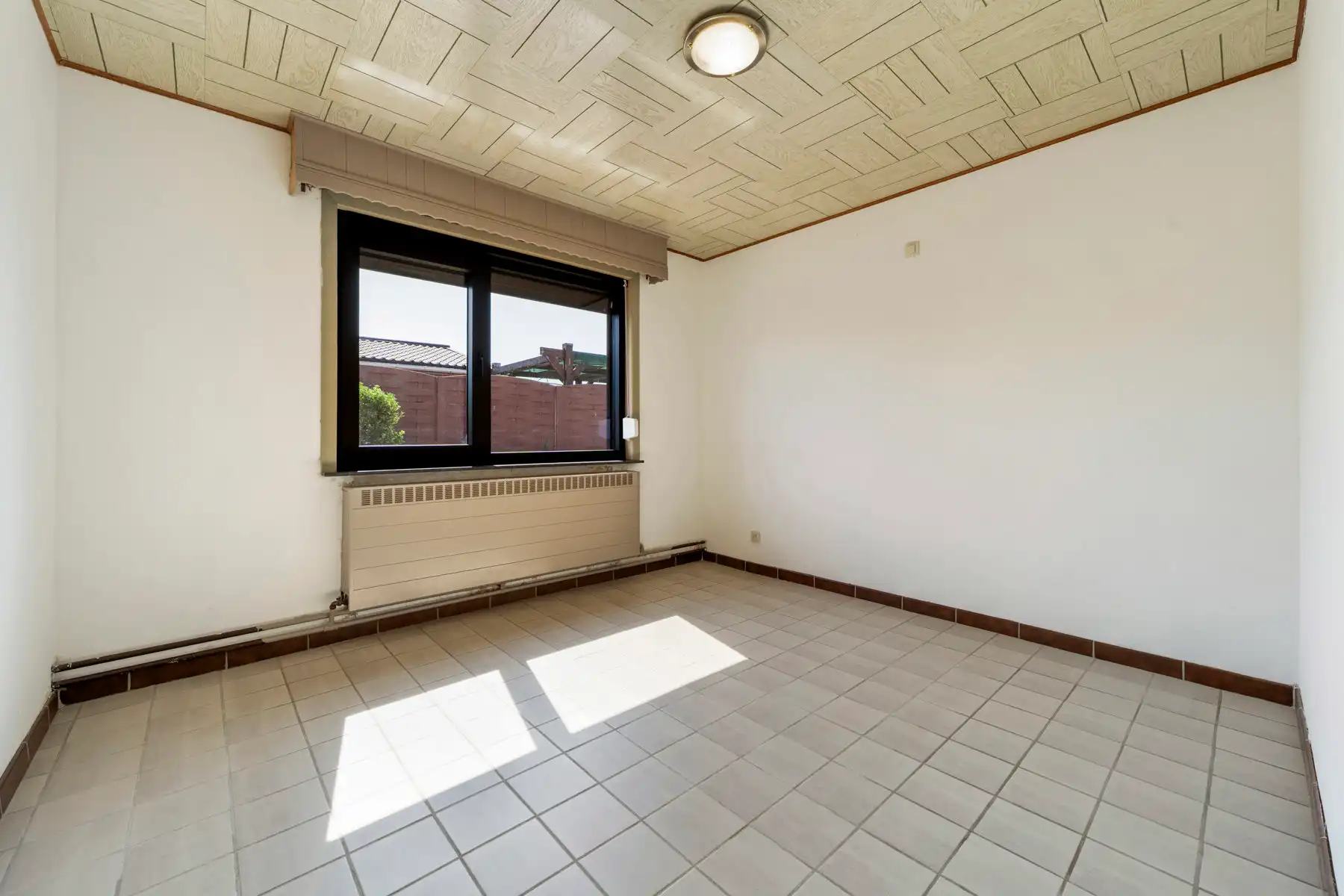 Ruime woning met 4 slaapkamers  foto 16