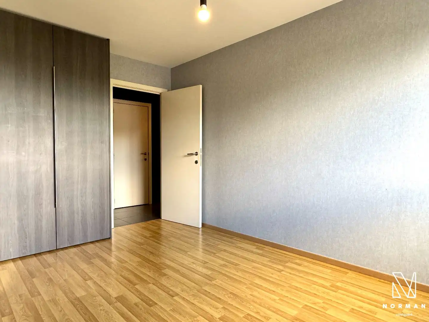 Energiezuinig 2-slaapkamer appartement inclusief staanplaats te koop in Kuurne naast de Groene Long foto 10