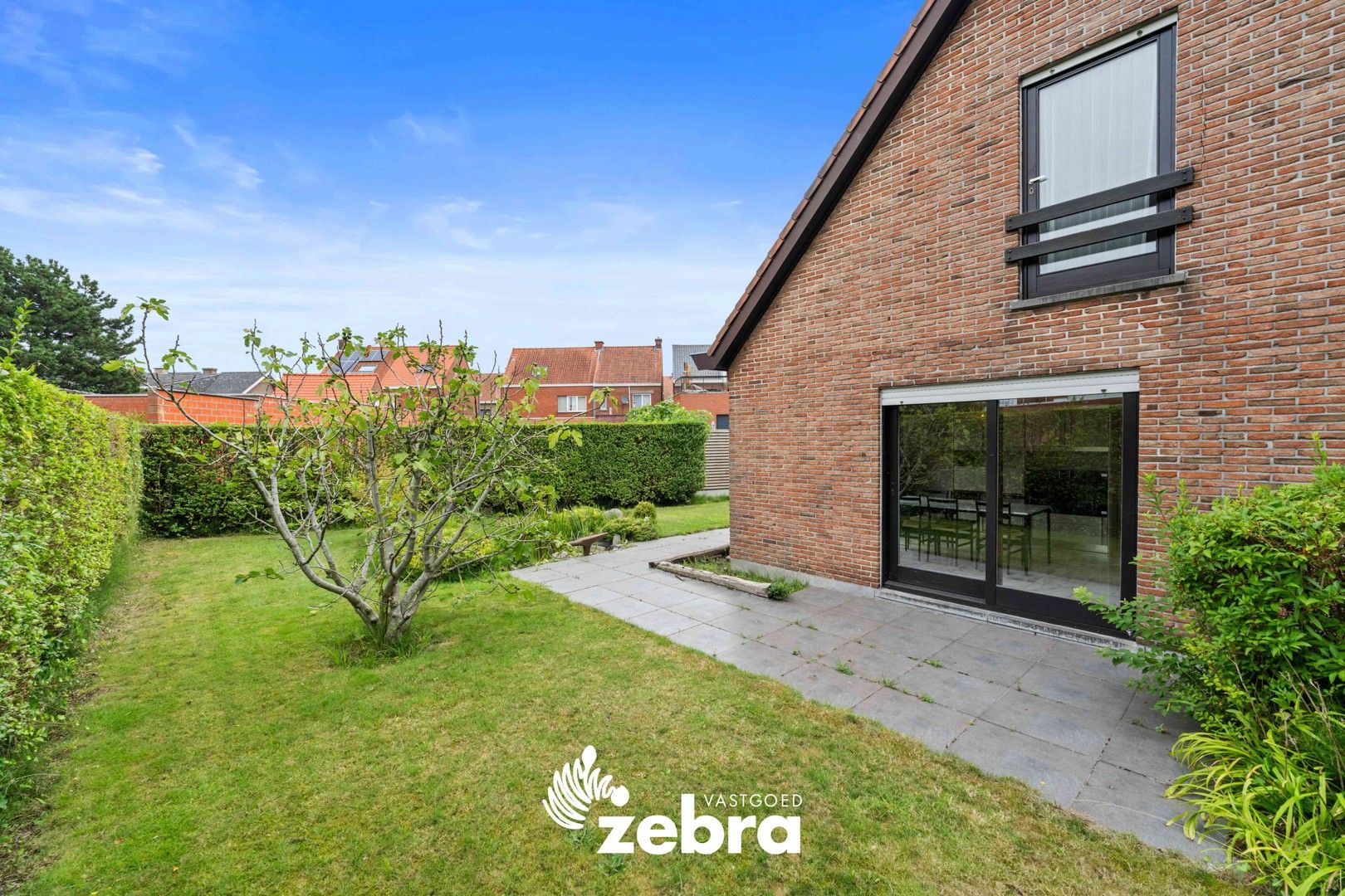Op te frissen alleenstaande woning met vier of meer slaapkamers & garage te Roeselare! foto 32