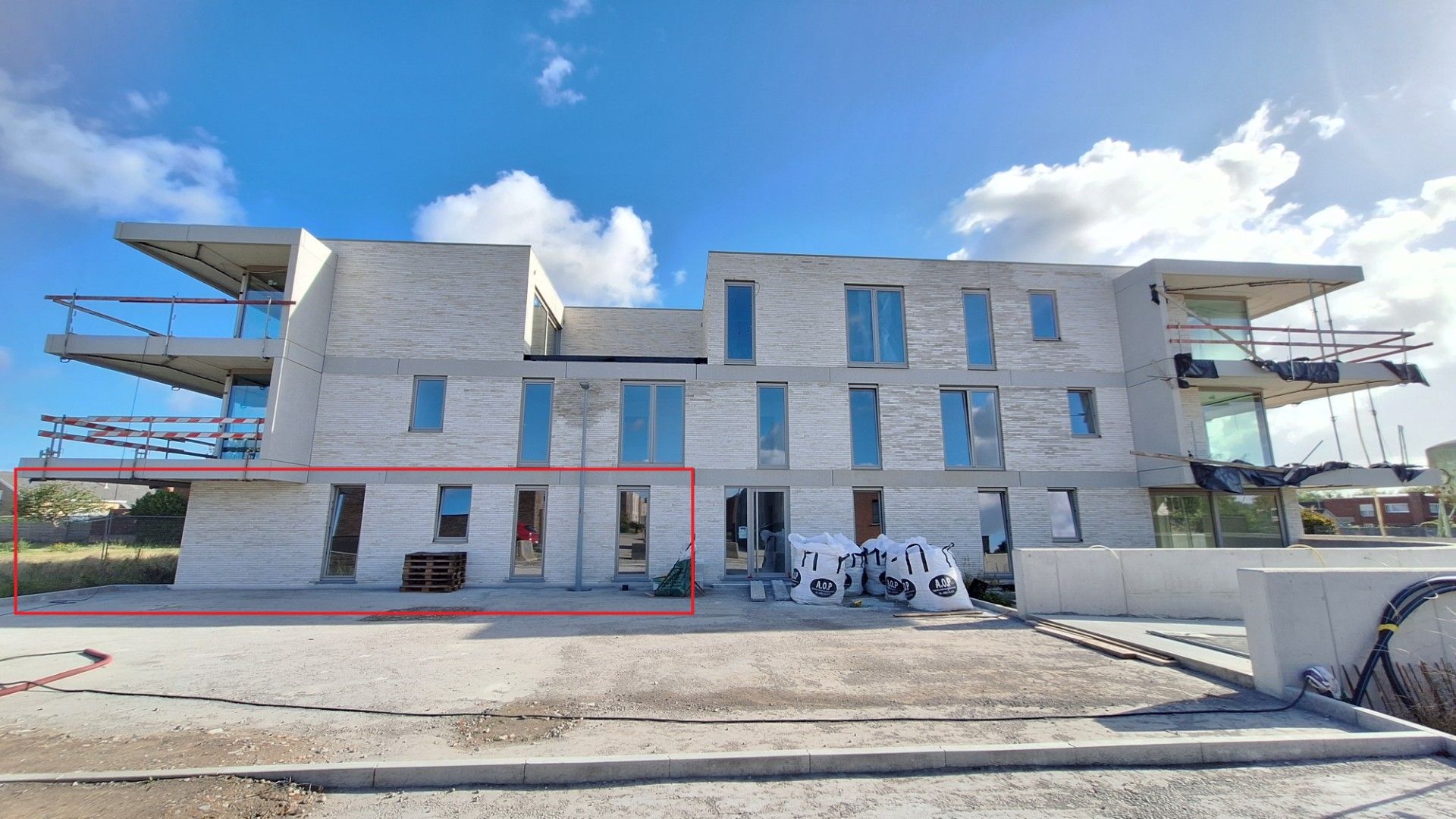 Appartement te koop foto {{pictureIndex}}