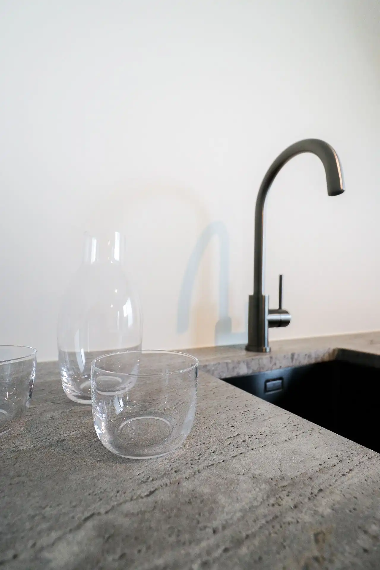 Gemeubelde studio in modern project 'The Doorn House' foto 5