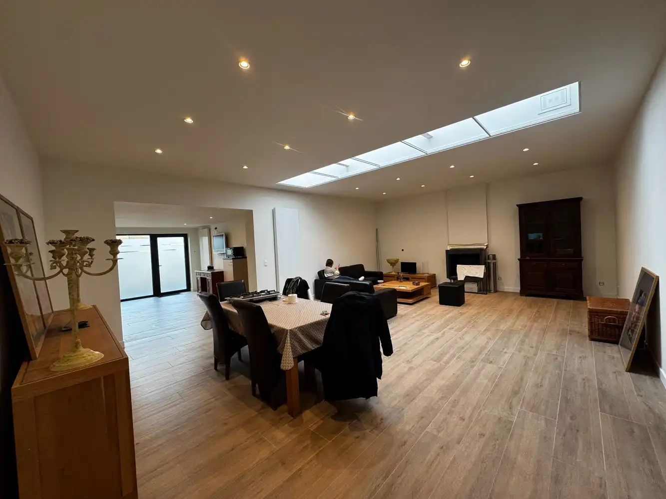 Veelzijdige woon- en werkcombinatie op een centrale ligging in Munsterbilzen foto 6