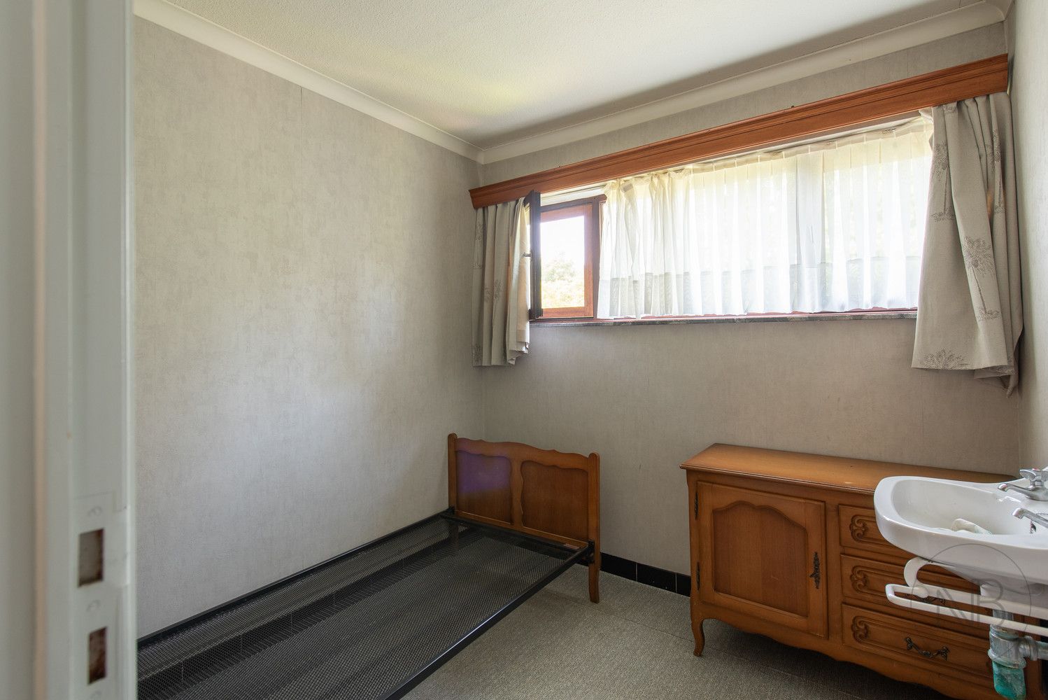 Woning met  bouwgrond te koop aan De Maten in Genk foto 13