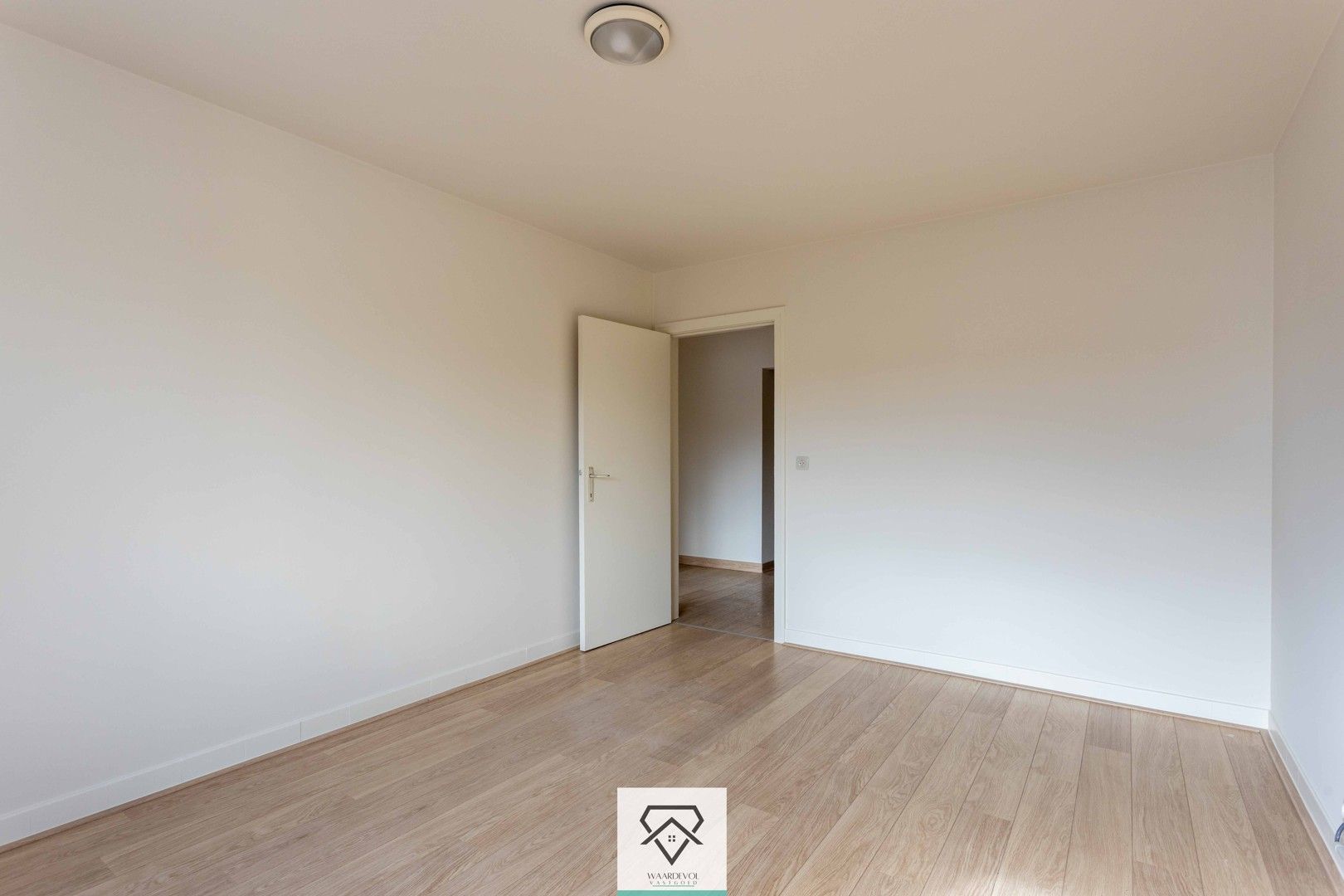 Ruim instapklaar appartement met 3 slaapkamers te Gent foto 15