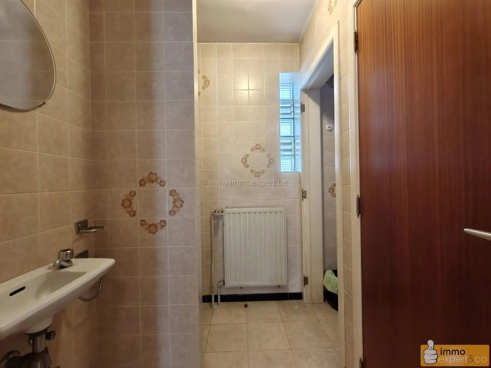 TERNAT: Handelsgelijksvloers foto 8