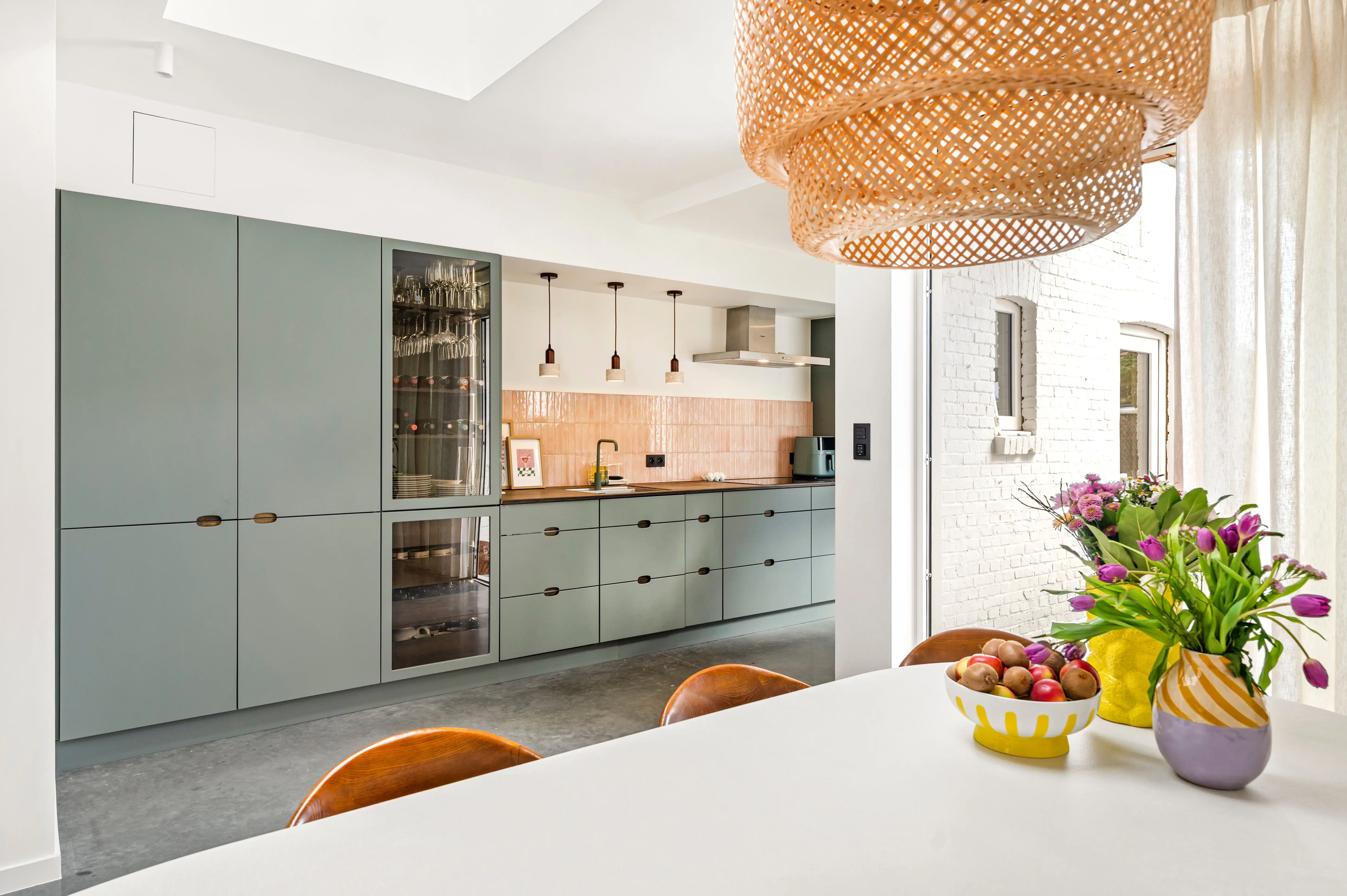 Charmante, instapklare woning met tuin en achteringang. foto 3