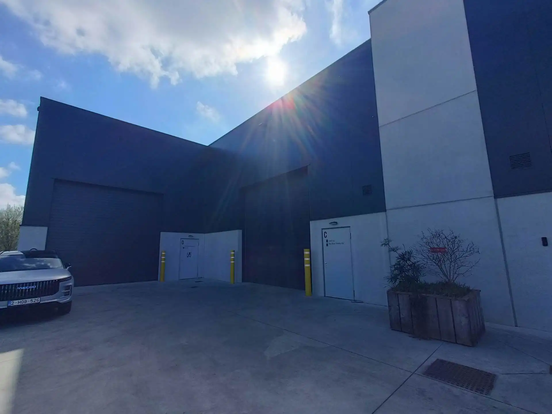 Opslagruimte/werkplaats te huur in Lier foto {{pictureIndex}}